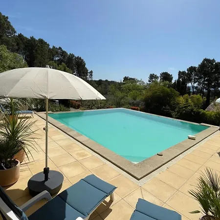 Gite Le Val Des Fees Classes Deux Etoiles Roussillon  Exterior photo